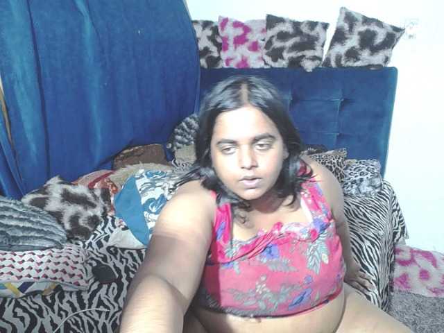 Fotografije SusanaEshwar hi guys motivate me with your tks to squirt now MMMMMM BIG FAT SHAVED PUSSY