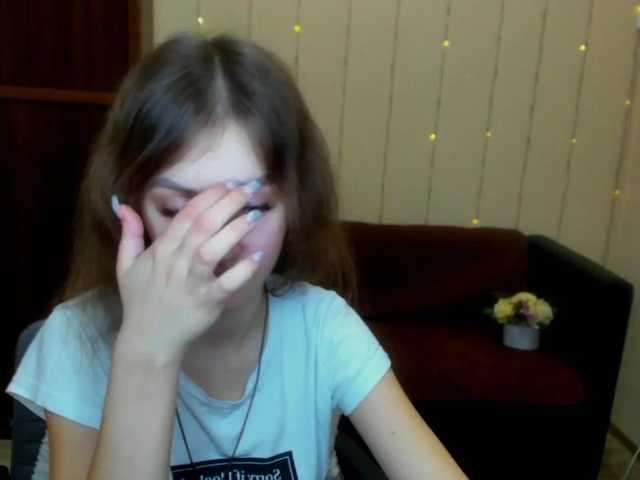 Oddajajo posnetke zaslona Suzydollj229