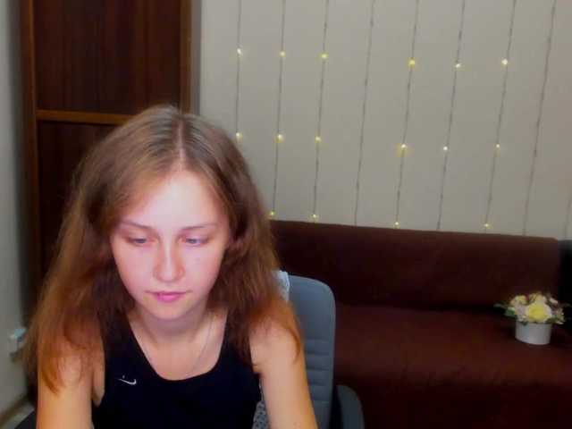 Oddajajo posnetke zaslona Suzydollj229