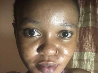 Erotični video klepet Sweet-Iddah