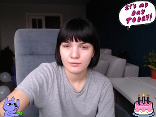 Oddajajo posnetke zaslona Little_sun