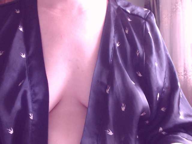 Fotografije SweetBrunete on samuse ensemble;)? ...xxx...on commence avec 30 tokens seins....et on continue..xxxx