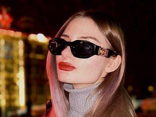 Erotični video klepet _Brightgirl_