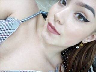 Erotični video klepet sweethangely