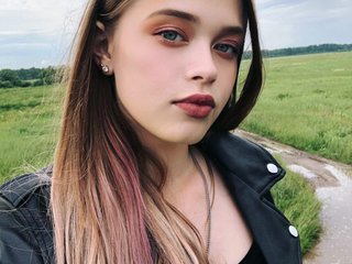 Erotični video klepet SweetKitten17