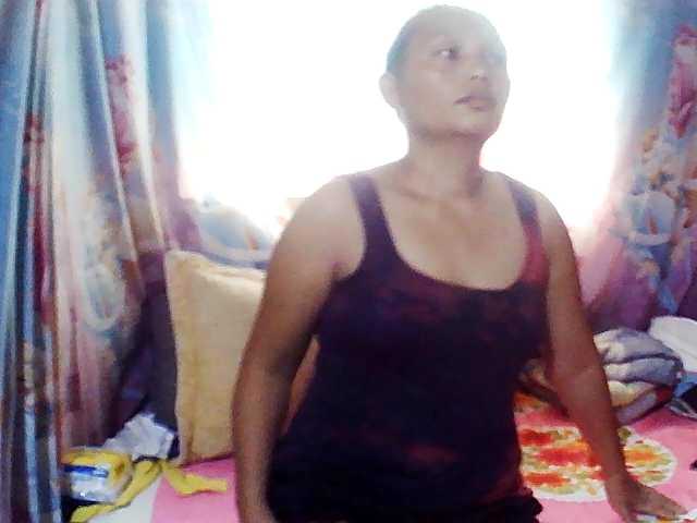Oddajajo posnetke zaslona sweetPinay18
