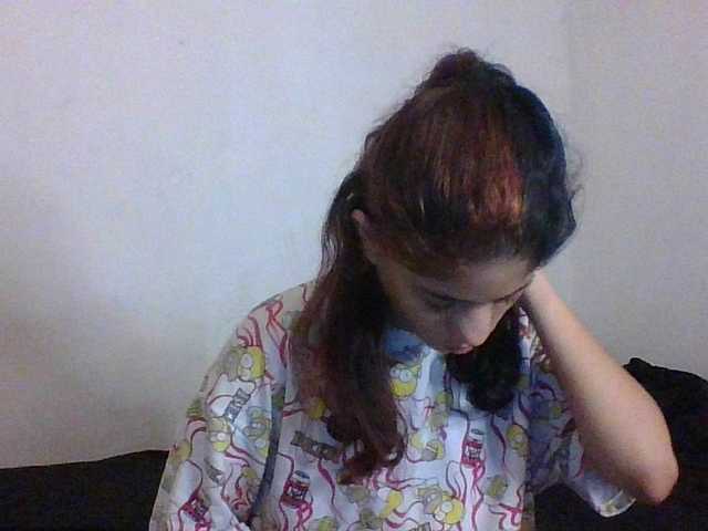 Oddajajo posnetke zaslona Kamgirlove