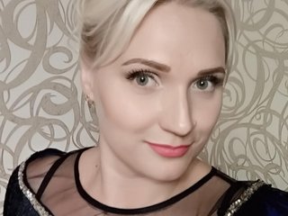 Erotični video klepet SweetRedDeva