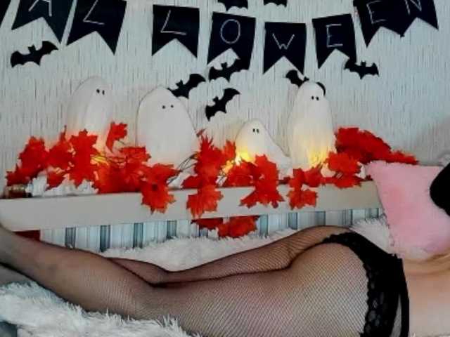 Oddajajo posnetke zaslona SweetSadness