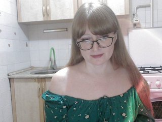 Erotični video klepet L-e-l-i-k