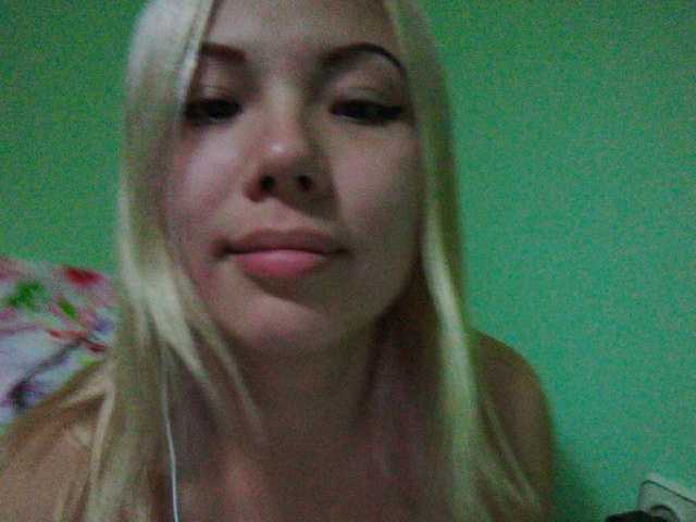 Oddajajo posnetke zaslona Sweety-XXX