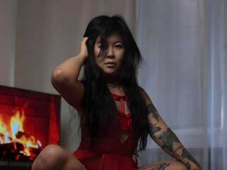 Erotični video klepet SweetyLaura