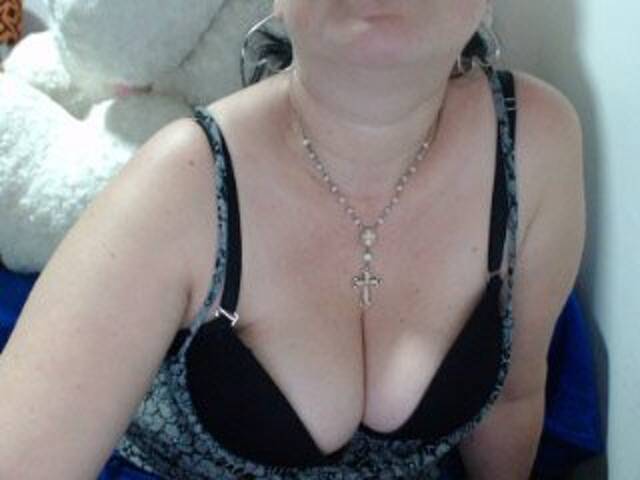 Oddajajo posnetke zaslona SwetValentina