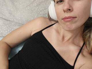 Erotični video klepet Taiga-vvolna