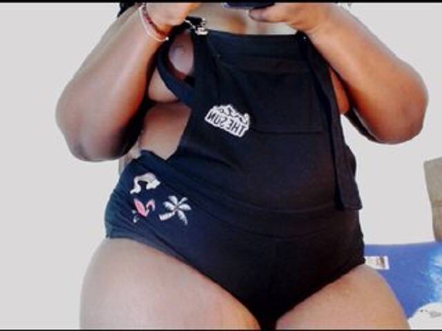 Oddajajo posnetke zaslona TaylorEbony