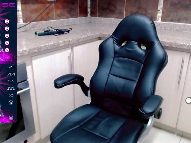 Oddajajo posnetke zaslona TaylorPatt