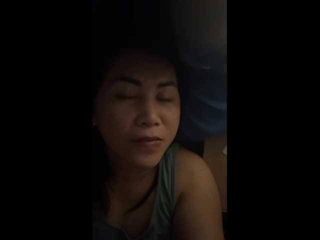 Oddajajo posnetke zaslona Thaichilysexy