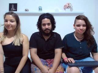 Erotični video klepet TheNightShift