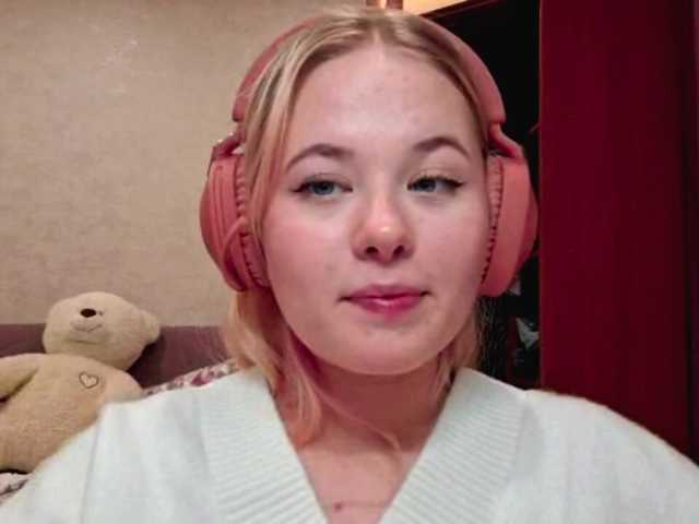 Oddajajo posnetke zaslona TheressaLippi