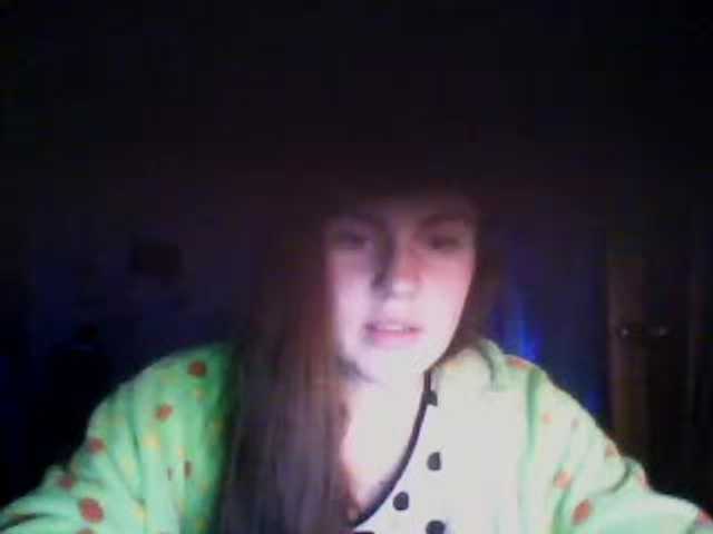 Oddajajo posnetke zaslona PrettyWoman22