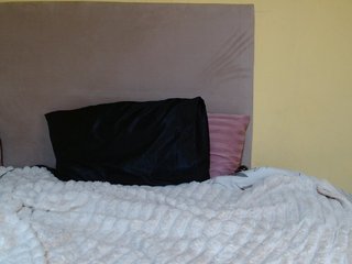 Erotični video klepet thiquekitten