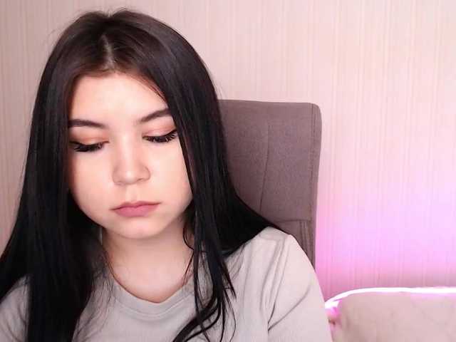 Oddajajo posnetke zaslona TianaMuon