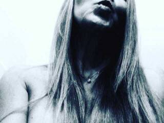 Erotični video klepet tieta