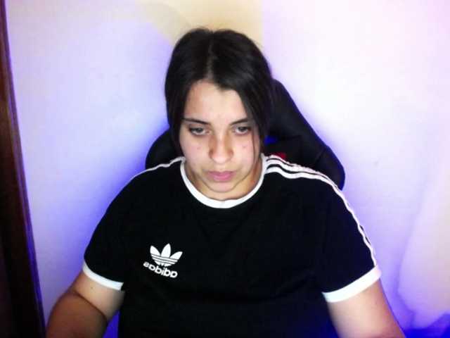 Oddajajo posnetke zaslona tifanydaniel