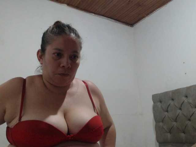 Oddajajo posnetke zaslona tiffa1hot