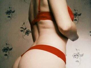 Erotični video klepet Tikalah