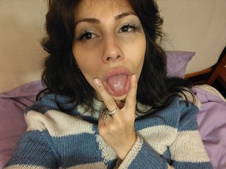 Erotični video klepet Tinablackkk