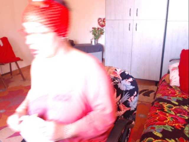 Oddajajo posnetke zaslona Tinakiss