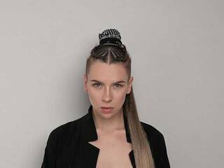 Erotični video klepet TinaLizz