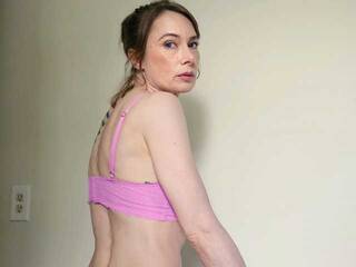 Erotični video klepet TinkerHell