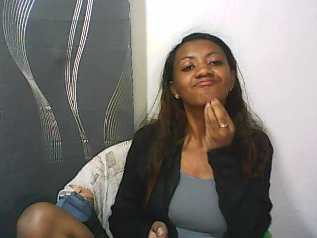 Oddajajo posnetke zaslona tinychloe