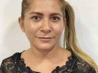 Erotični video klepet Valentinamilf