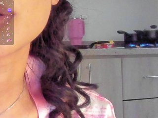 Erotični video klepet Tinny111