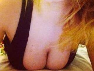 Erotični video klepet titsbaaby