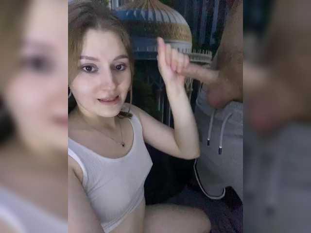 Oddajajo posnetke zaslona Toni-and-Tanya