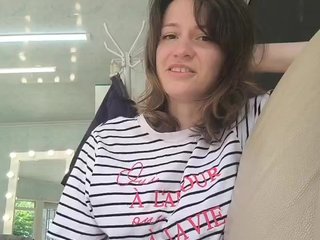 Erotični video klepet Trisha777