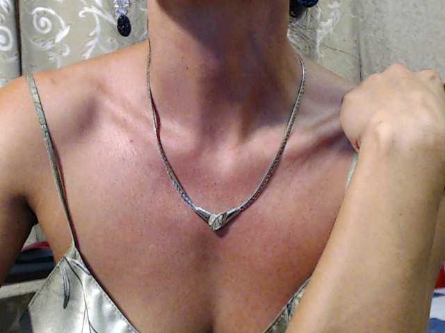 Oddajajo posnetke zaslona Tropikanka