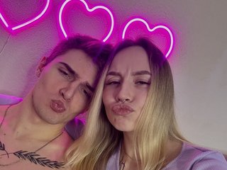 Erotični video klepet TwinTurboCouple