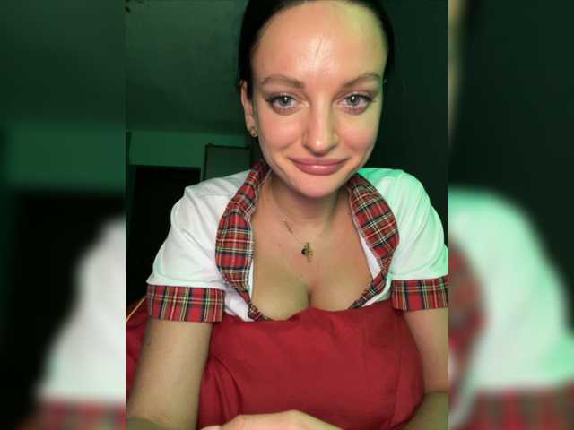 Oddajajo posnetke zaslona Tytione