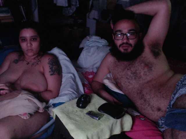 Fotografije Angie_Gabe IF U WANNA SOME ATTENTION JUST TIP. IF U WANNA SEE US FUCK HARD GO PVT AND WE CAN FUN TOGETHER. NOOOO FUCKING FREE SHOW