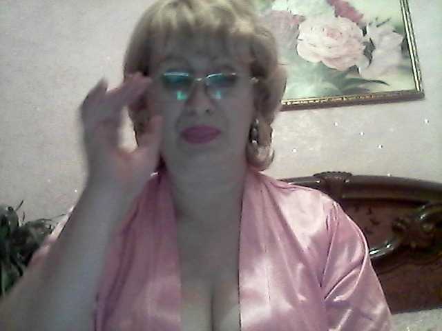 Fotografije _mamasita_ Greetings, my dears: * Welcome im my room. I will be glad to your attention and gifts :)
