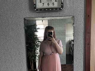 Erotični video klepet Ustinya