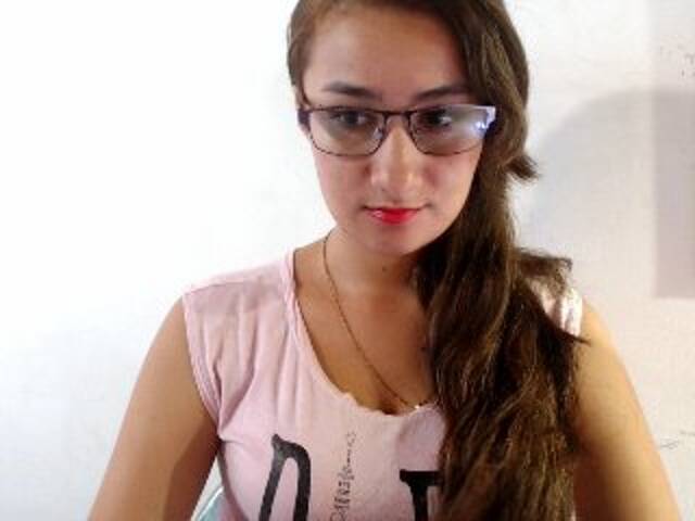 Oddajajo posnetke zaslona vaalentiinaa