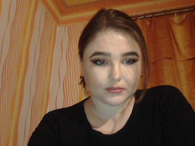 Oddajajo posnetke zaslona VallyBom