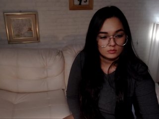 Fotografije VanesaSmithX1 Teens are hotter than older! Do you agree? Come in and I`ll show you why/ Pvt Allow/ Spank Ass 25 Tkns 482