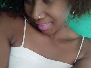 Erotični video klepet Chachachocolate